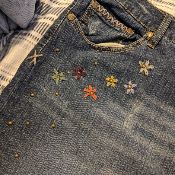 The Avenue Hippie Peace Stretchy Denim Skirt 14 - Picture 2 of 6